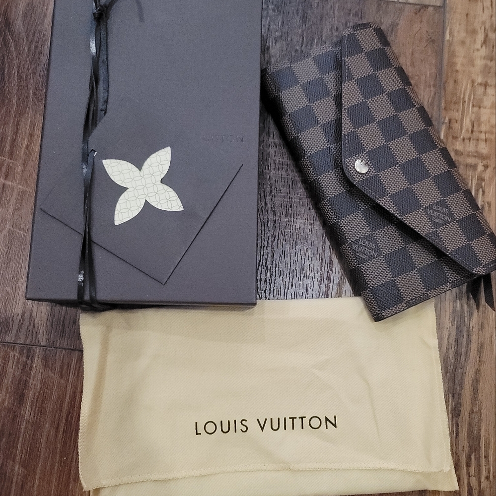 Authentic Damier Josephine Wallet